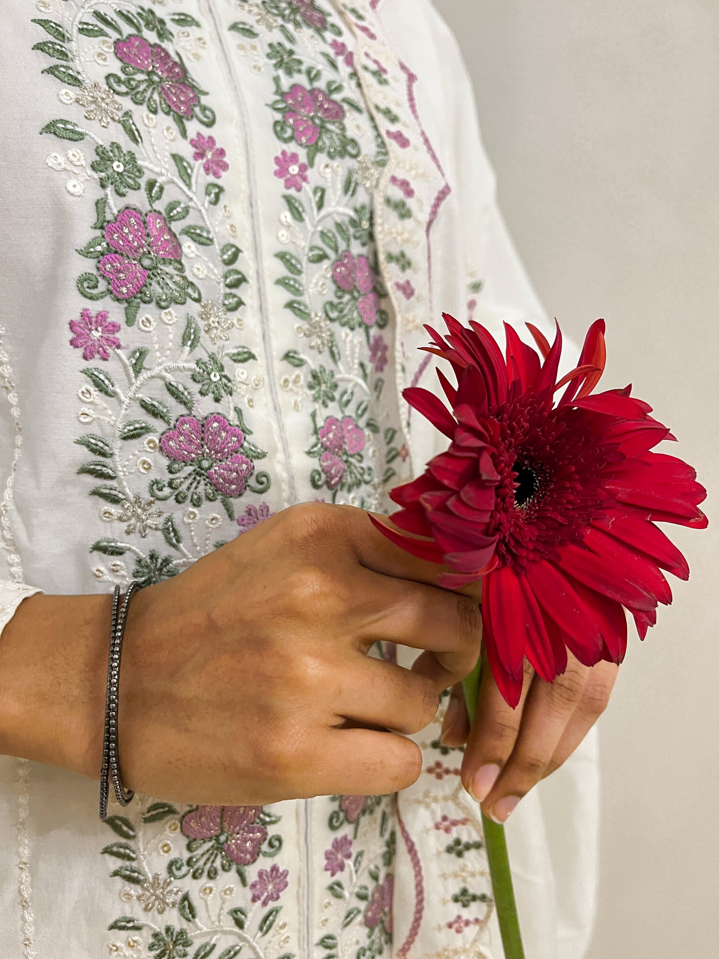 White kurta set with Pant and Dupatta - TRSR 002 D