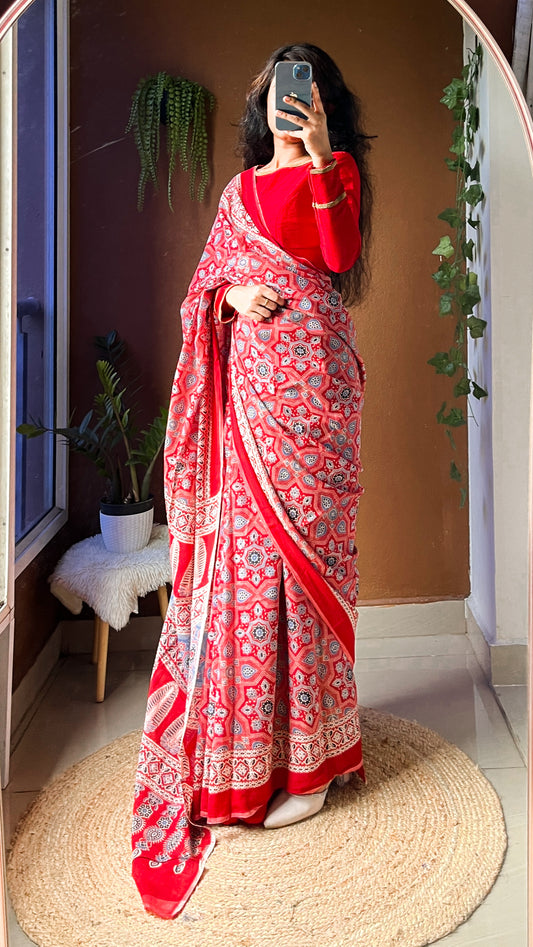 Handblock Printed Pure Cotton Saree – Red Floral - TRT 002