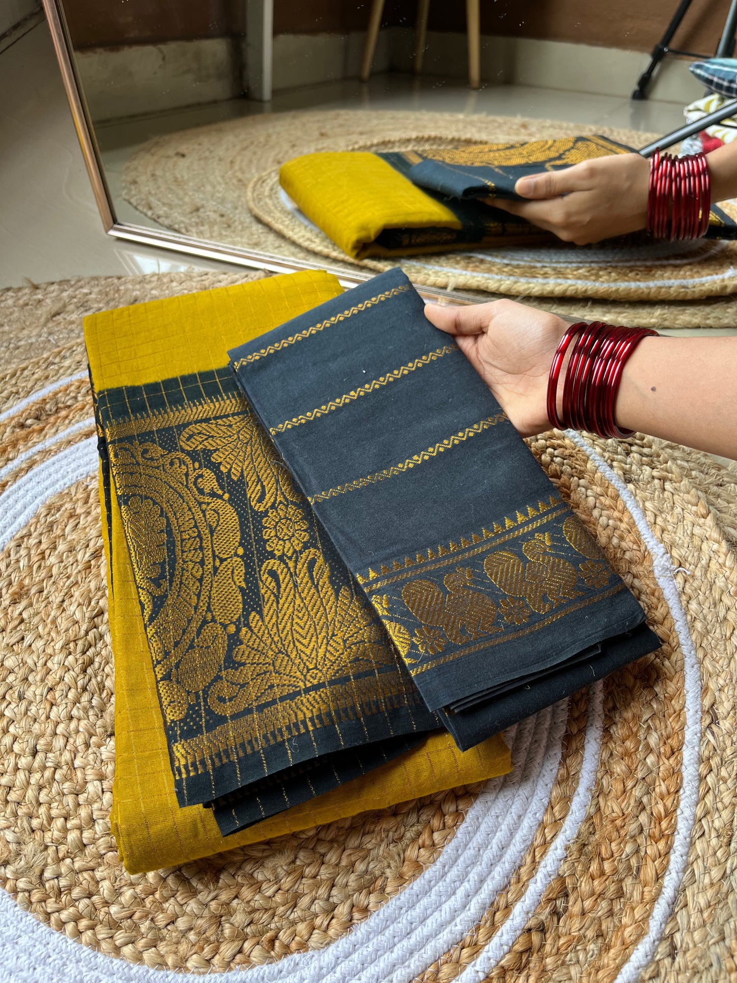 Madurai Sungudi Pure Cotton Saree - Tr 039
