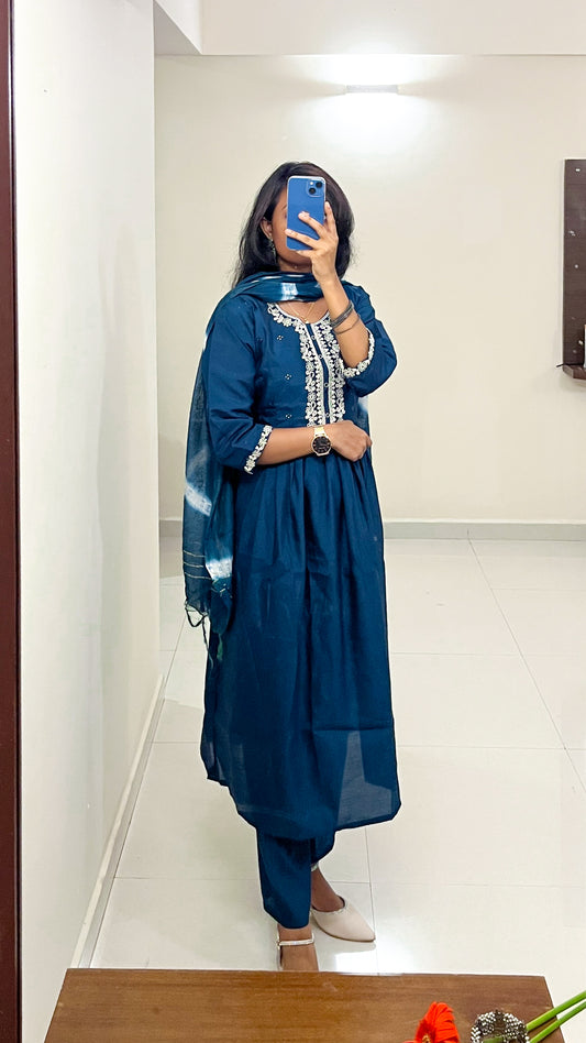 Navy Blue Cotton Mix Kurta Set for Women with White Embroidery & Tie-Dye Dupatta - TRSR 003 C